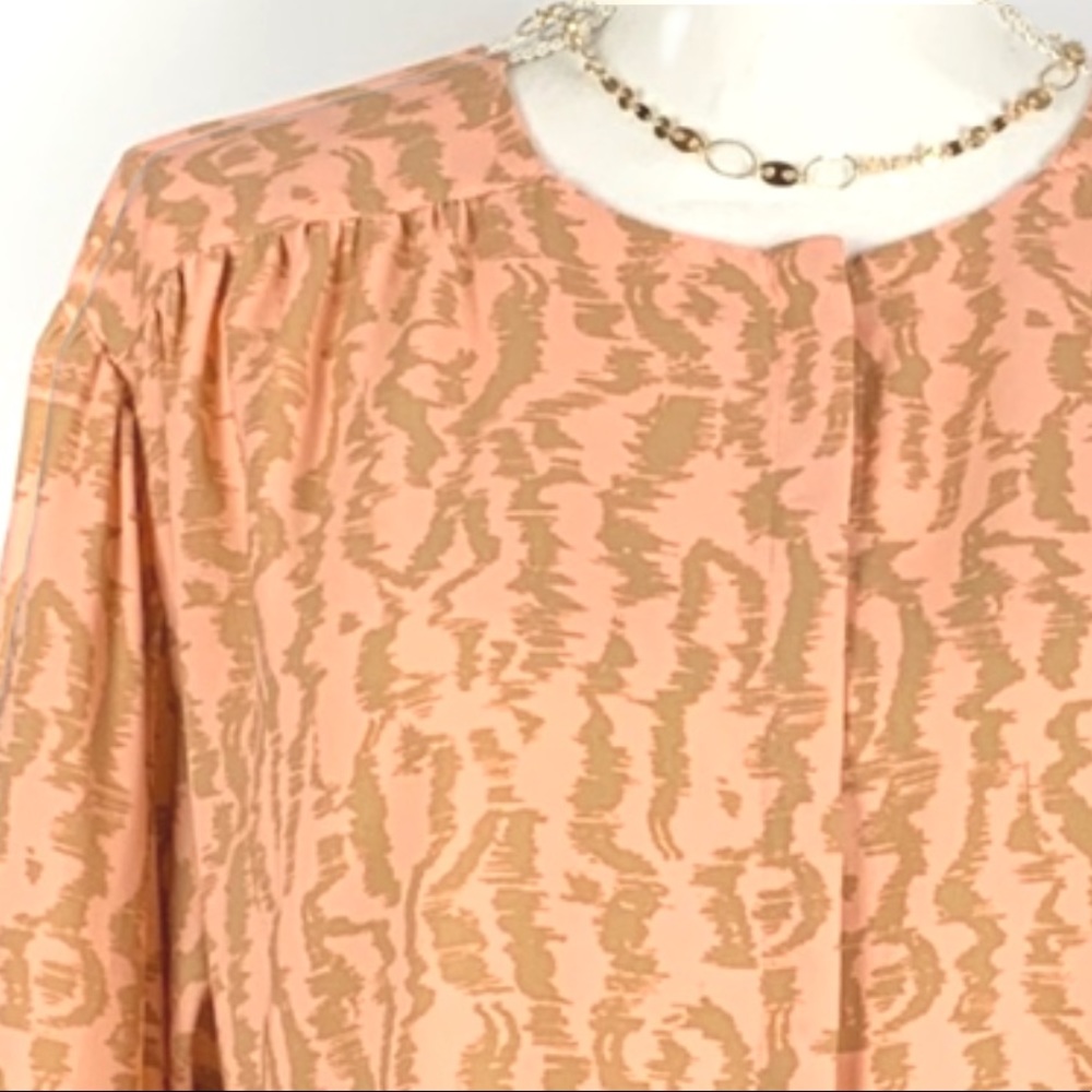 Elizabeth and James Peach Long Blouson Sleeve Placket Front Blouse size Medium - Picture 7 of 12